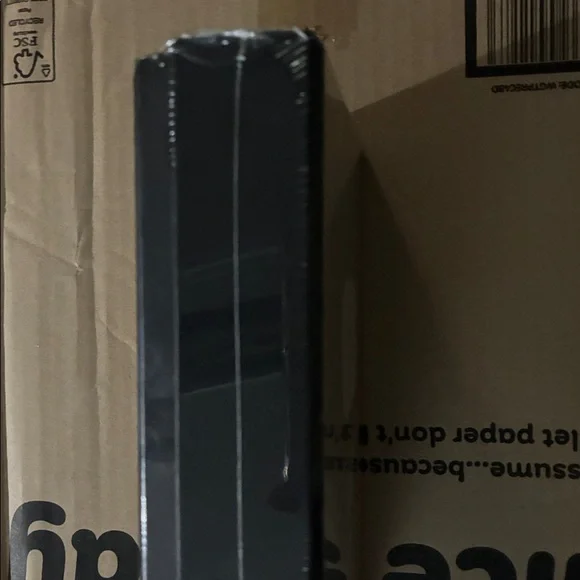 New Moleskine x Peanuts 75th Anniversary Set w/ notebook & 12 Blackwing pencils - Picture 6 of 7